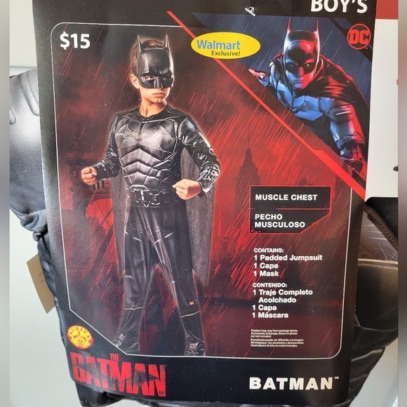 Batman Halloween costume medium (8) - Picture 2 of 5